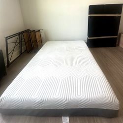 Full Mattress And Platform