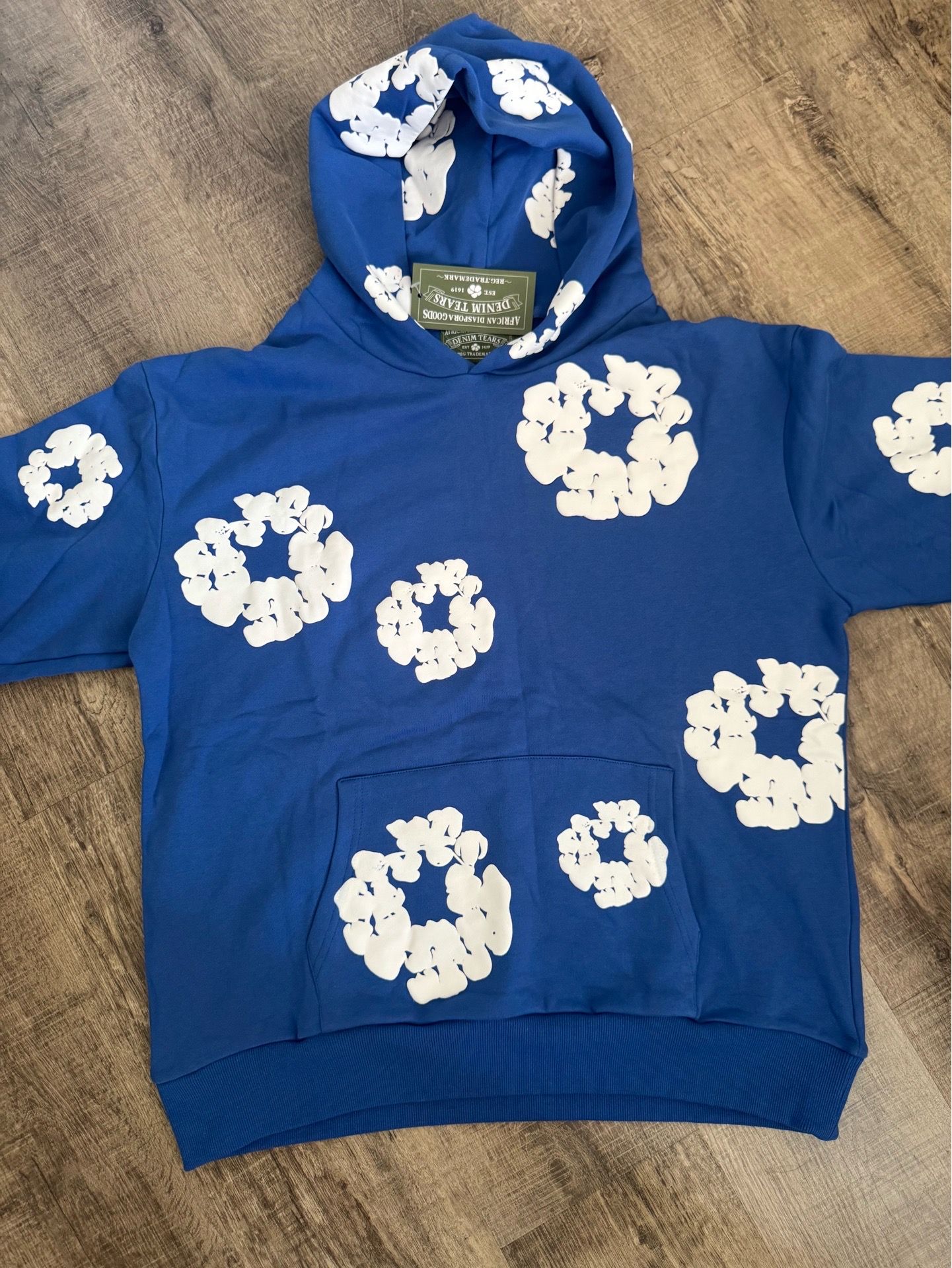 Denim Tear hoodie size L 🔵⚪️