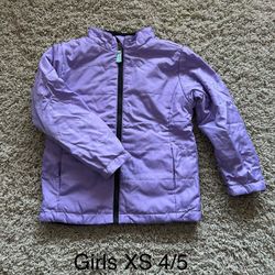 Girls size 4/5 jacket for spring.