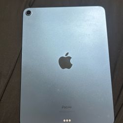 iPad Air (10th Gen) 