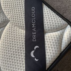 Free! Brand New Full Size Mattress: Bed Not Included