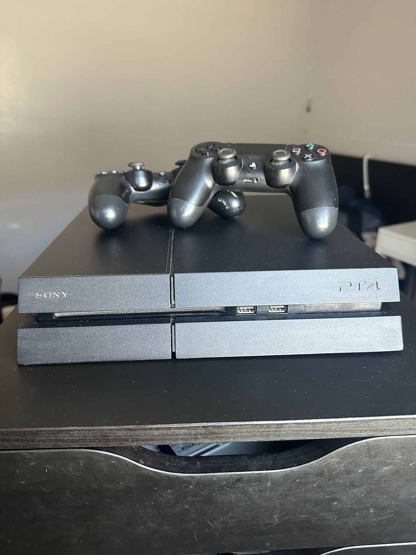 PS4