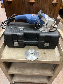CRAIN H.D. Heavy-Duty 835 Corded Undercut Saw Jamb Saw w/ Case + 2 Blades Like New!!Crain,crain 835,undercut saw,jamb saw,heavy duty undercut saw,