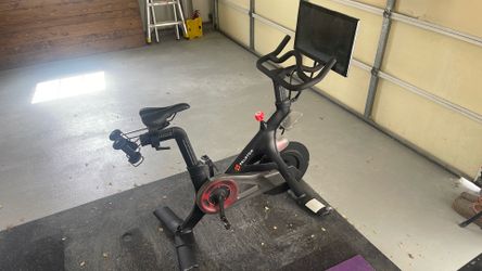 Peloton Bike