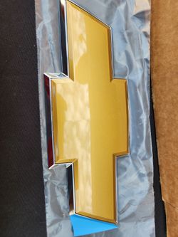 Tailgate Emblem (Chevrolet)