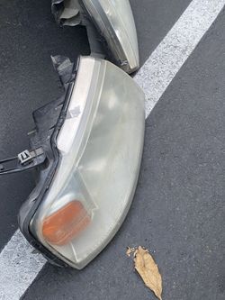 2008 Ford F150 Headlight Lens