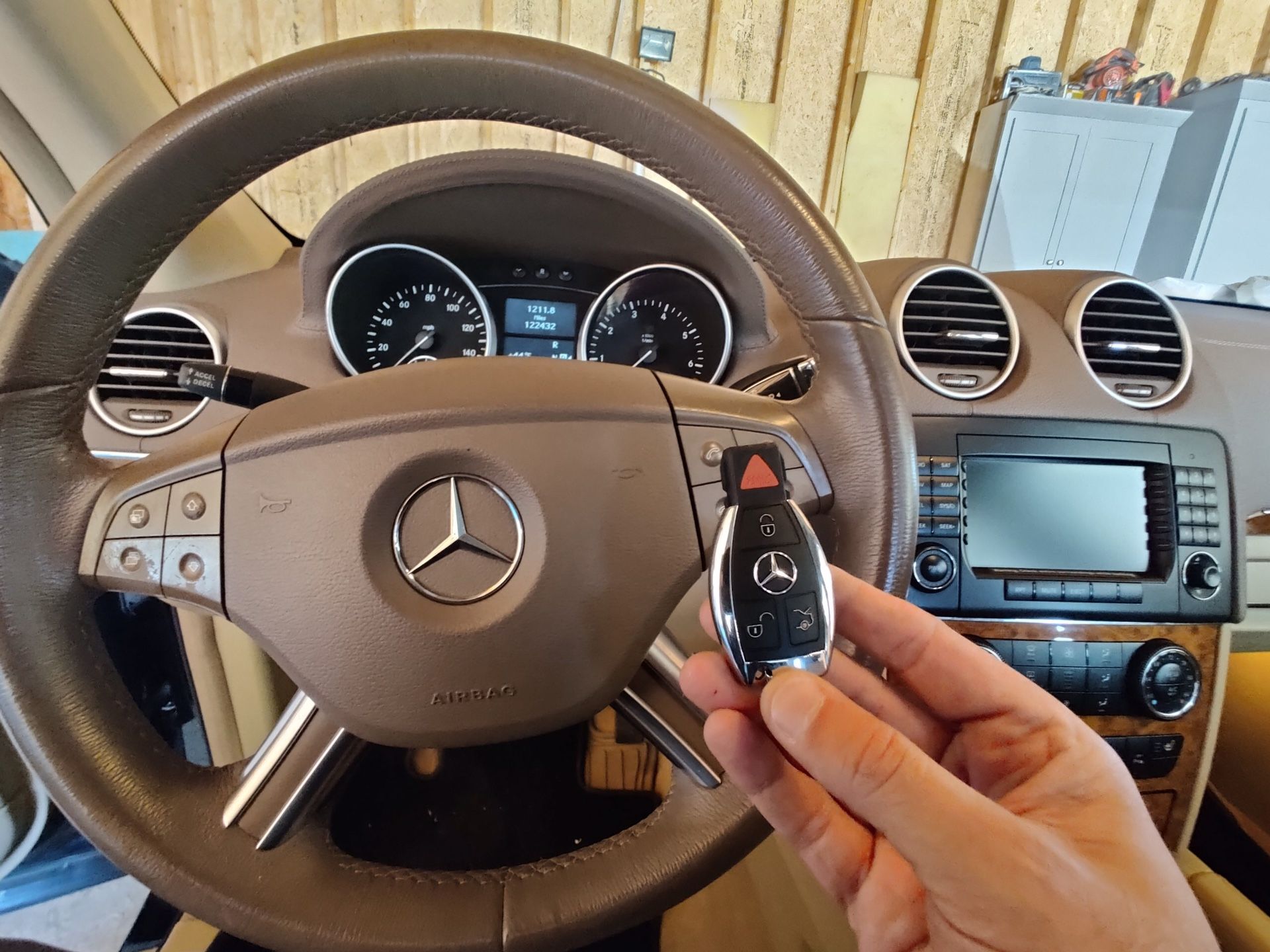 Mercedes Benz key Mercedes Benz key fob Mercedes Benz Lost key