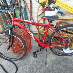 Schwinn Ranger $40 ,  26" Wheels ,Front Suspension,  