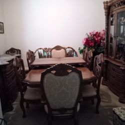 DINING  ROOM SET FOR SELL