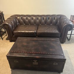 Leather Coffee Table And Chairs