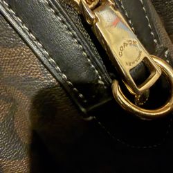 Coach Purse Authentic 100%