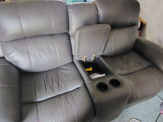 Electric loveseat like new