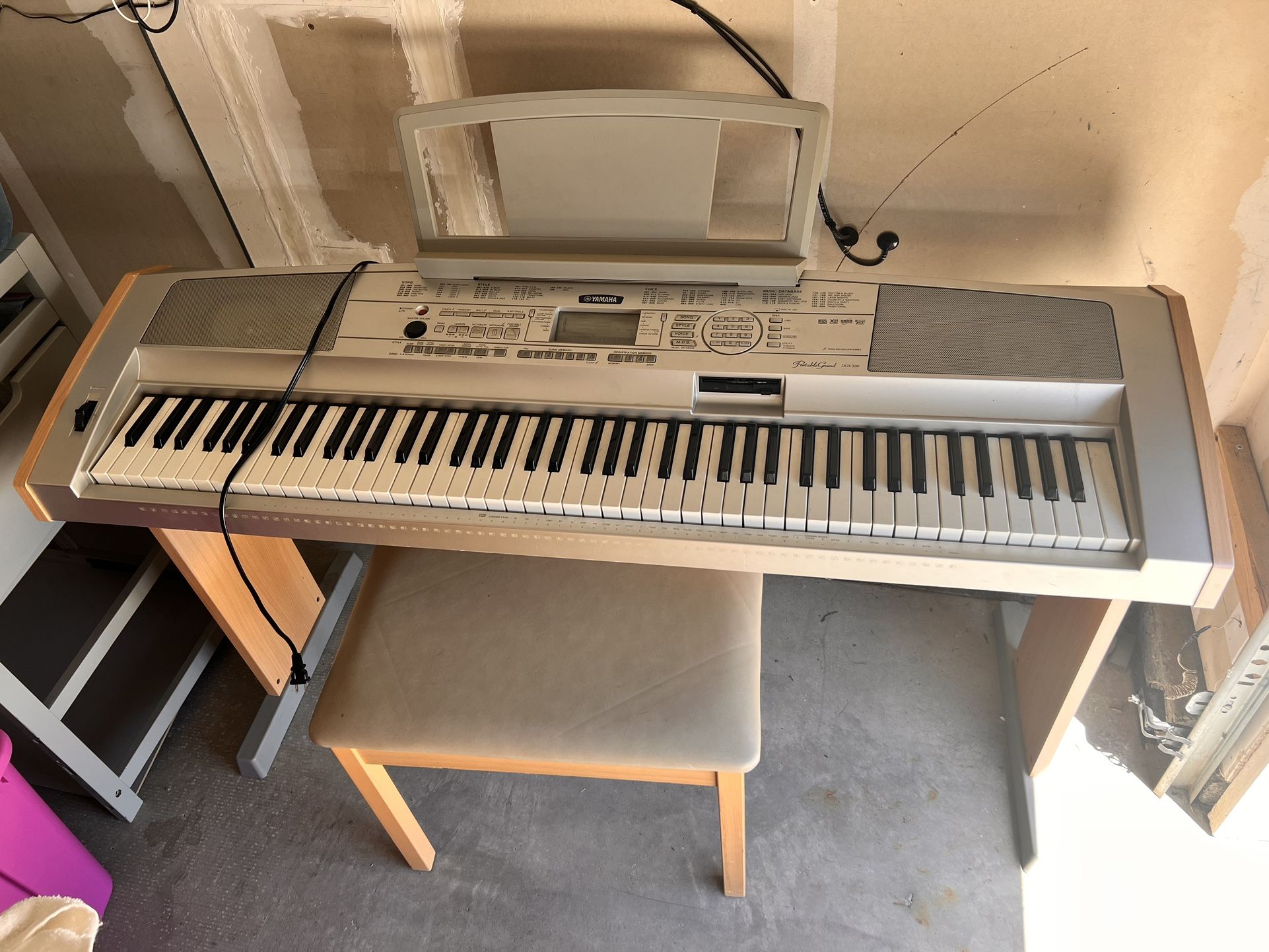 Yamaha Piano With Bench