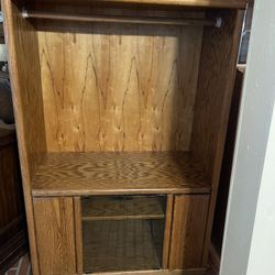Cabinet/Closet For Clothing Solid Oak Beautiful ( Closet)