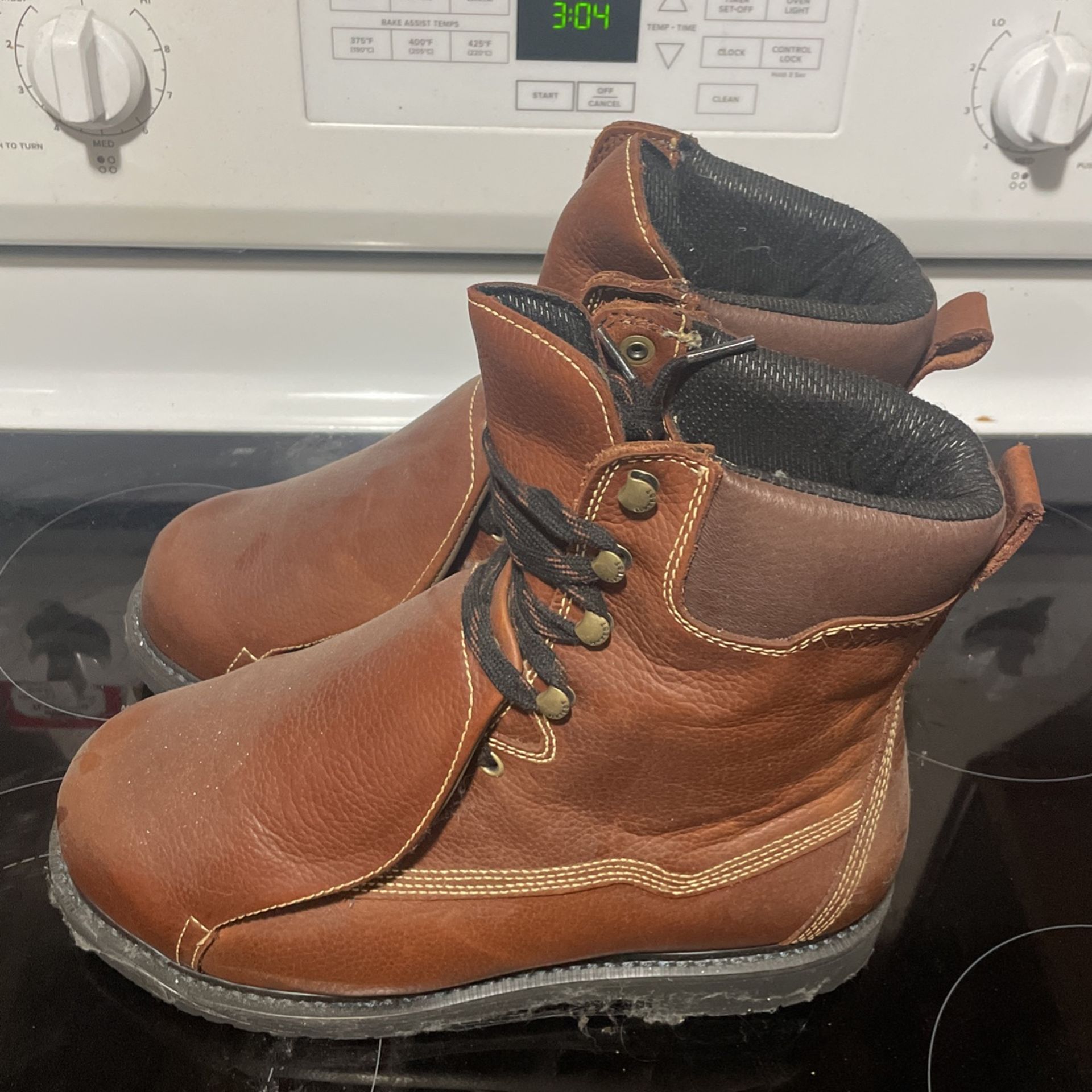 Hytest Boots