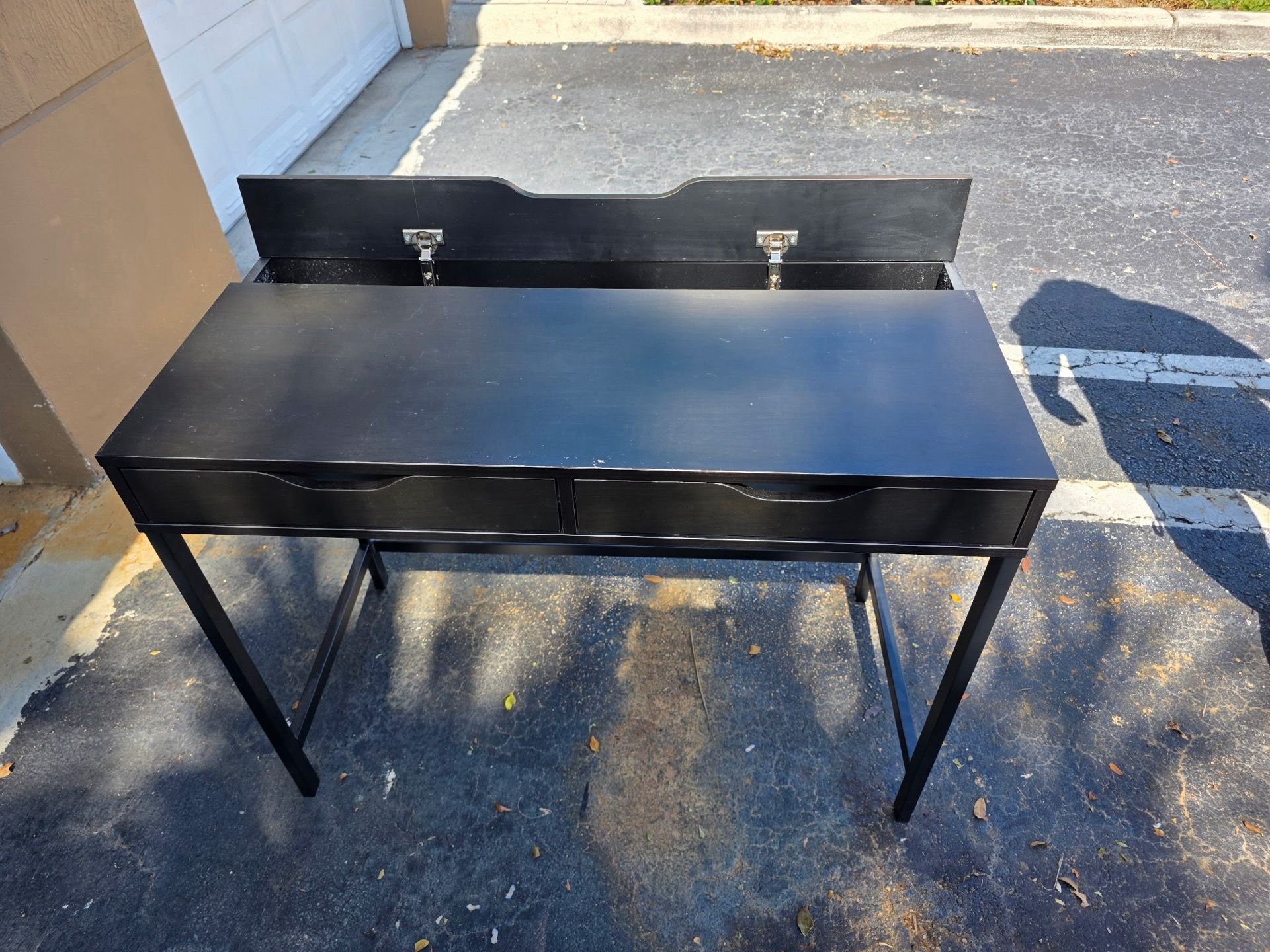 Vanity/ desk