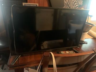 Sceptre Flat Screen TV with Remote
