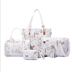 White 6 Peace Set Bags 