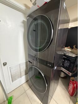 27 Inch Wide Energy Star Certified Laundry Center with 4.5 Cu. Ft. Washer and 7.4 Cu. Ft. Gas Dryer with Center Control™