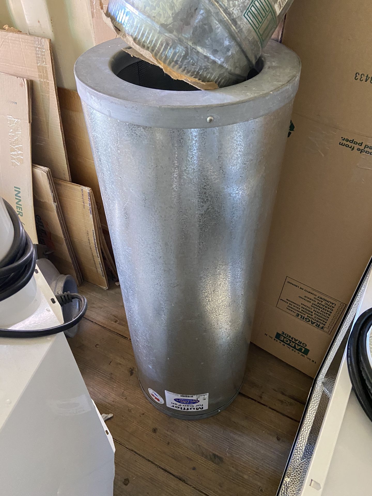 Cam fan muffler
