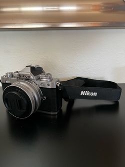 Camera Nikon Zfc