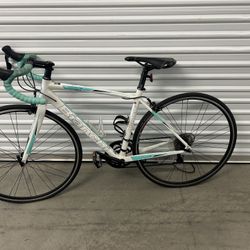 Bianchi Road Bike 