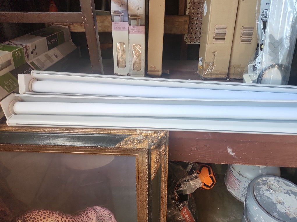 Cordless layered shade white