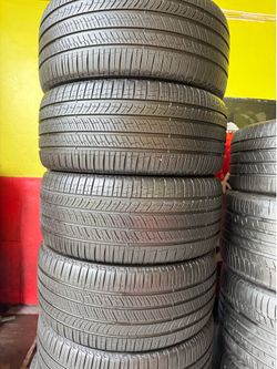 Set Of Four Tires 255/45/19 Pirelli Scorpion M-S Acoustic EV like new with 90-95% Left Tesla