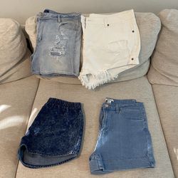 Womens  Jeans