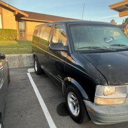 2000 Chevrolet Astro Cargo