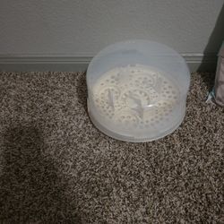 Sterilizer For Bottles And Pacifiers..