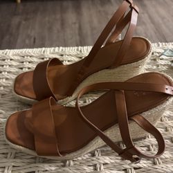 Women’s Wedge Sandals