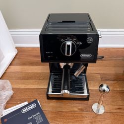 De'Longhi ECP3120 15 Bar Espresso and Cappuccino Machine