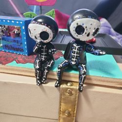 Skull Dolls