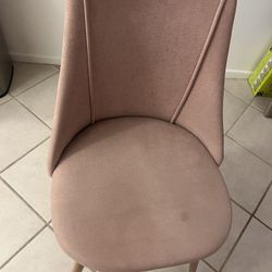 Light Pink/Dark Pink Chair