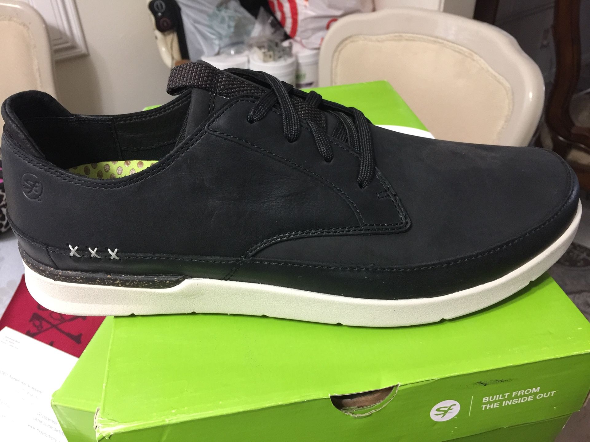 Superfeet Black Shoes