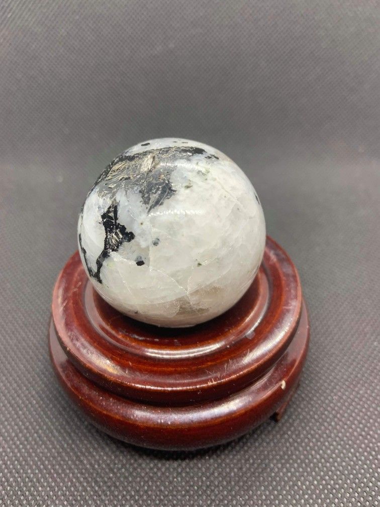 Rainbows Moonstone