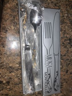 MIKASA Monticello Flatwear