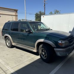 1999 Ford Explorer Sport 
