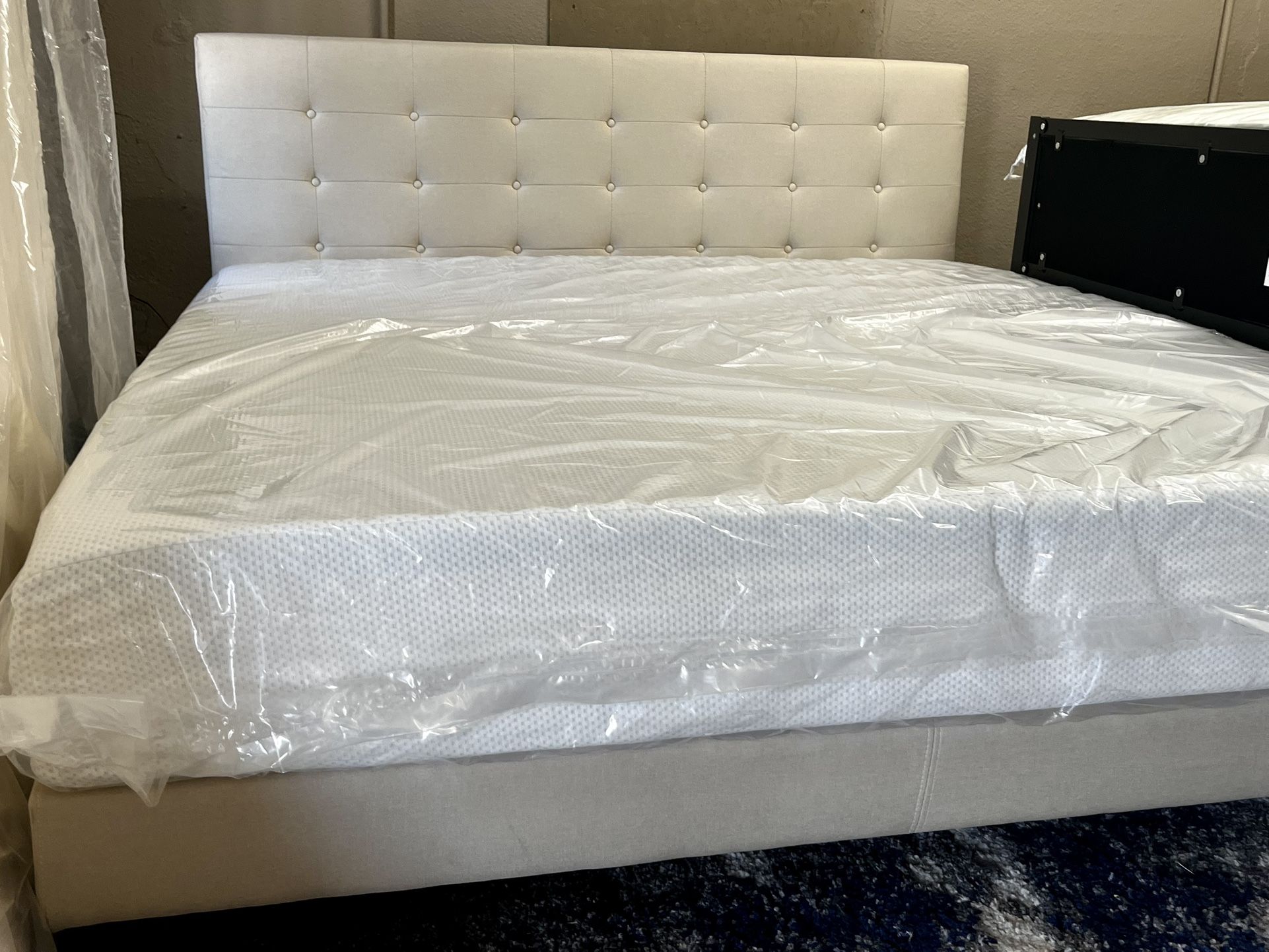 New 12β Inch King Size Clearance Sale βοΈ Finance With $0 Down βοΈ Same Day Delivery βοΈ