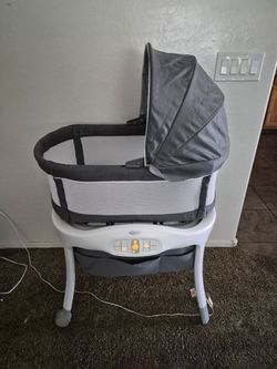 Like New Graco Sense2Snooze Bassinet with Cry Detection