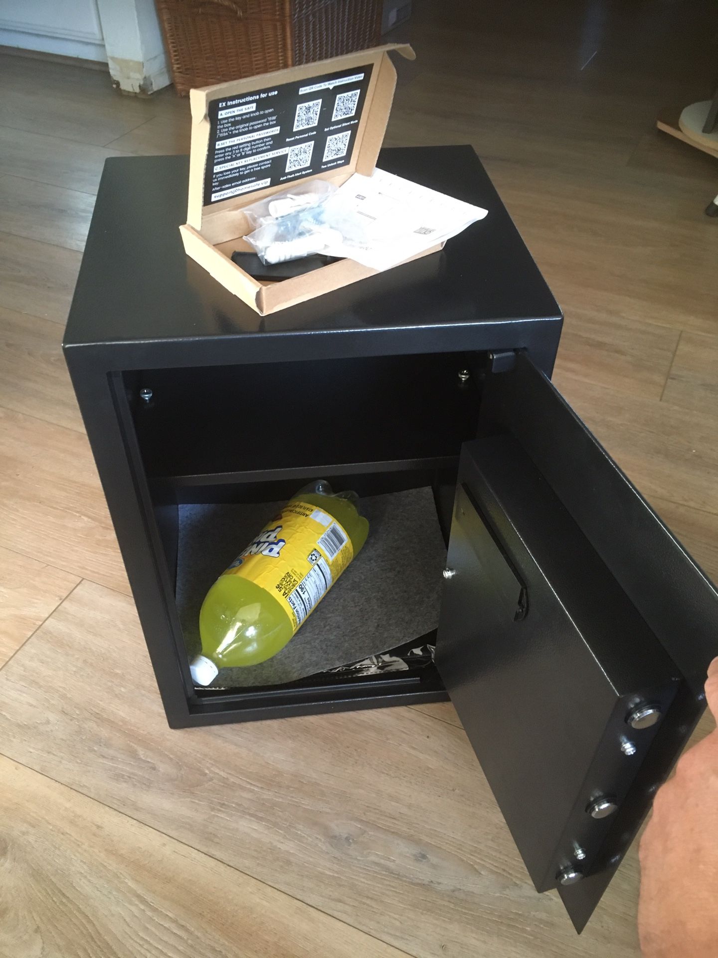 digital keypad safe lockbox