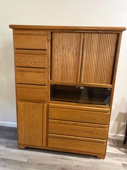 Entertainment console