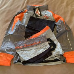 Women’s Harley-Davidson  Rainwear Set : Size Small