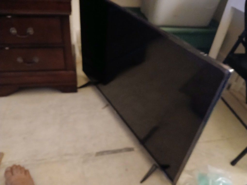 40 "Smart TV