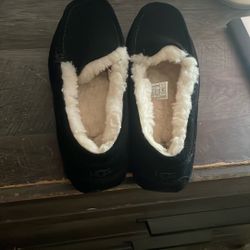  UGG Ansley slippers