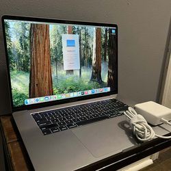 MacBook Pro 16” (2019