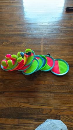 Toss & Catch Velcro Ball Game Set