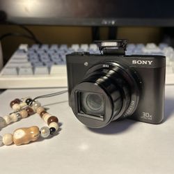 Sony Cyber-Shot DSC-WX500 Black Compact Digital Camera