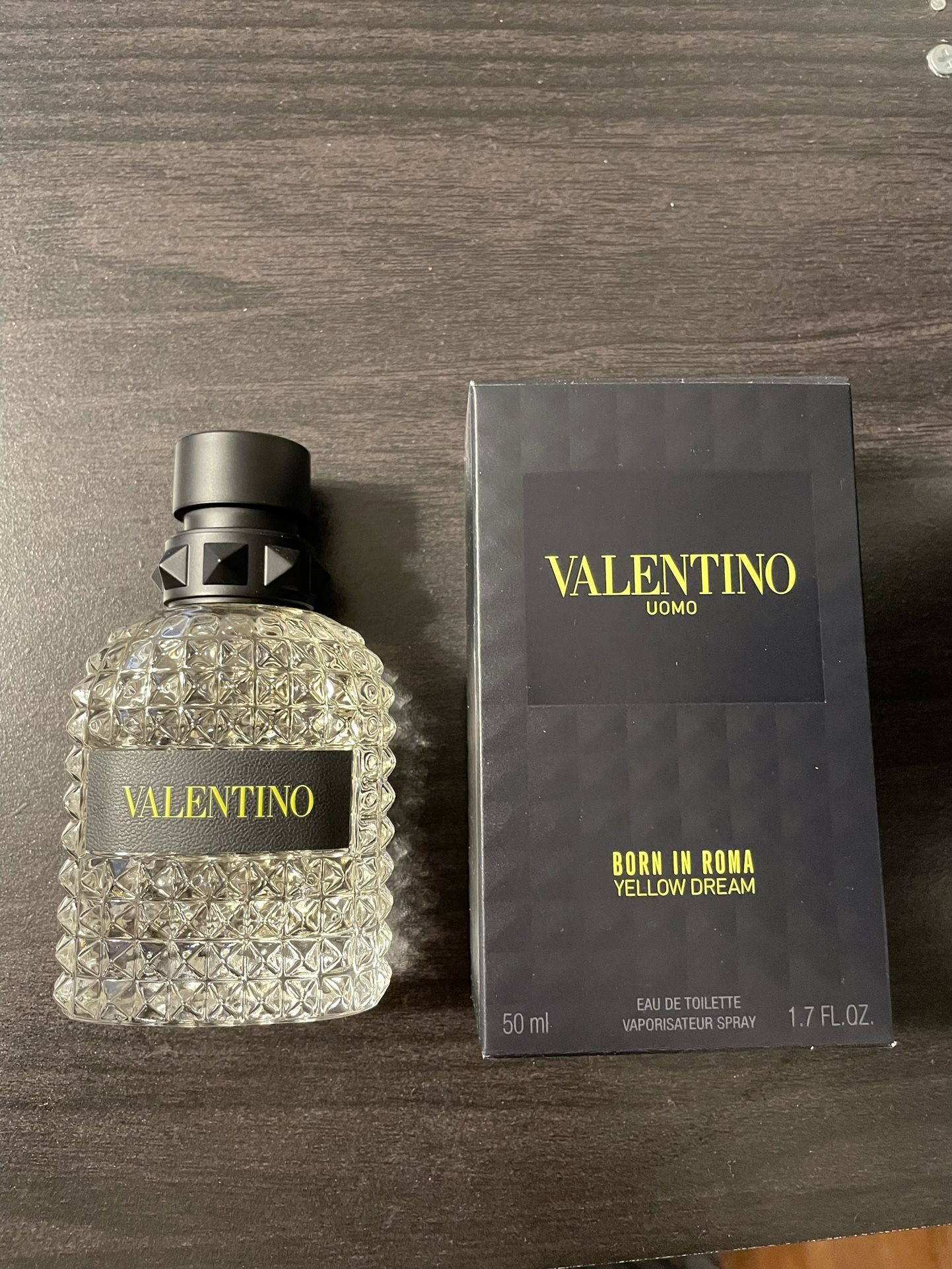 Valentino Born In Roma Yellow Dream 